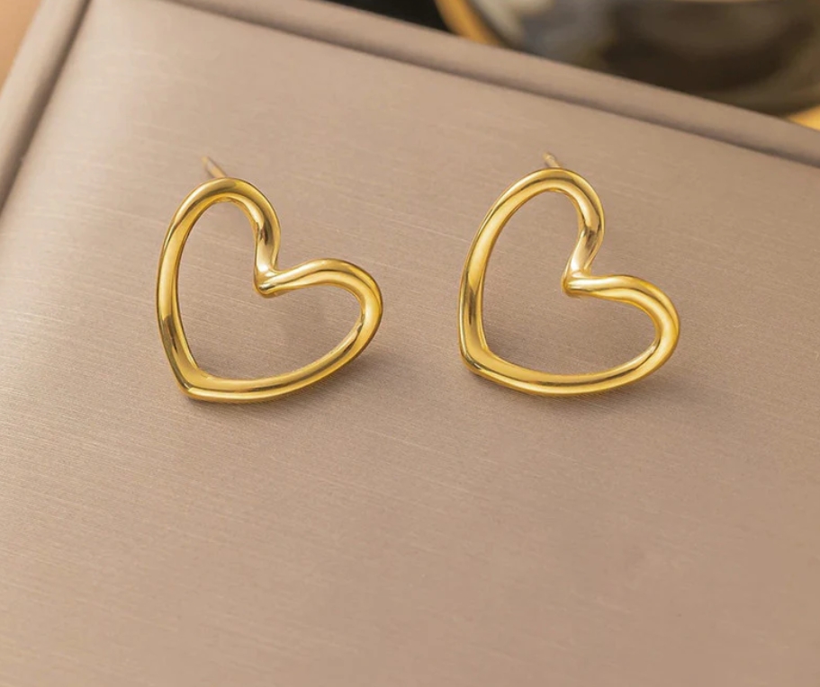 Anti tarnish heart Earrings