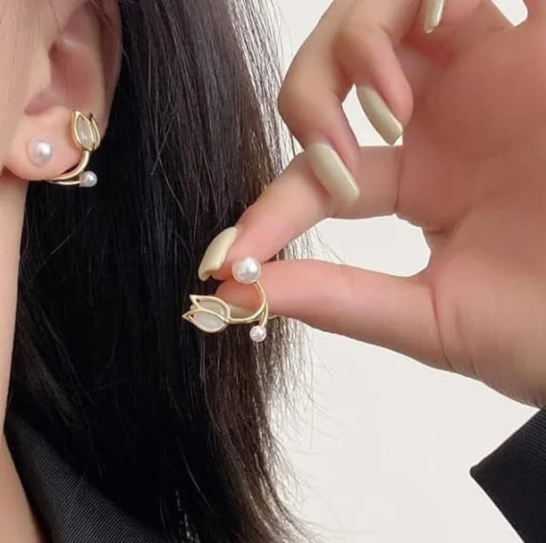 Korean Earrings - Image 5